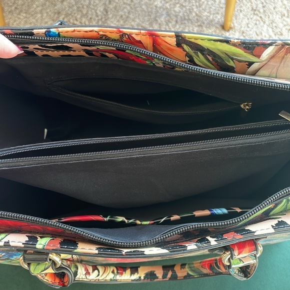 Versona Multicolored Leopard Print Purse w/ Crossbody (2) - Picture 6 of 13